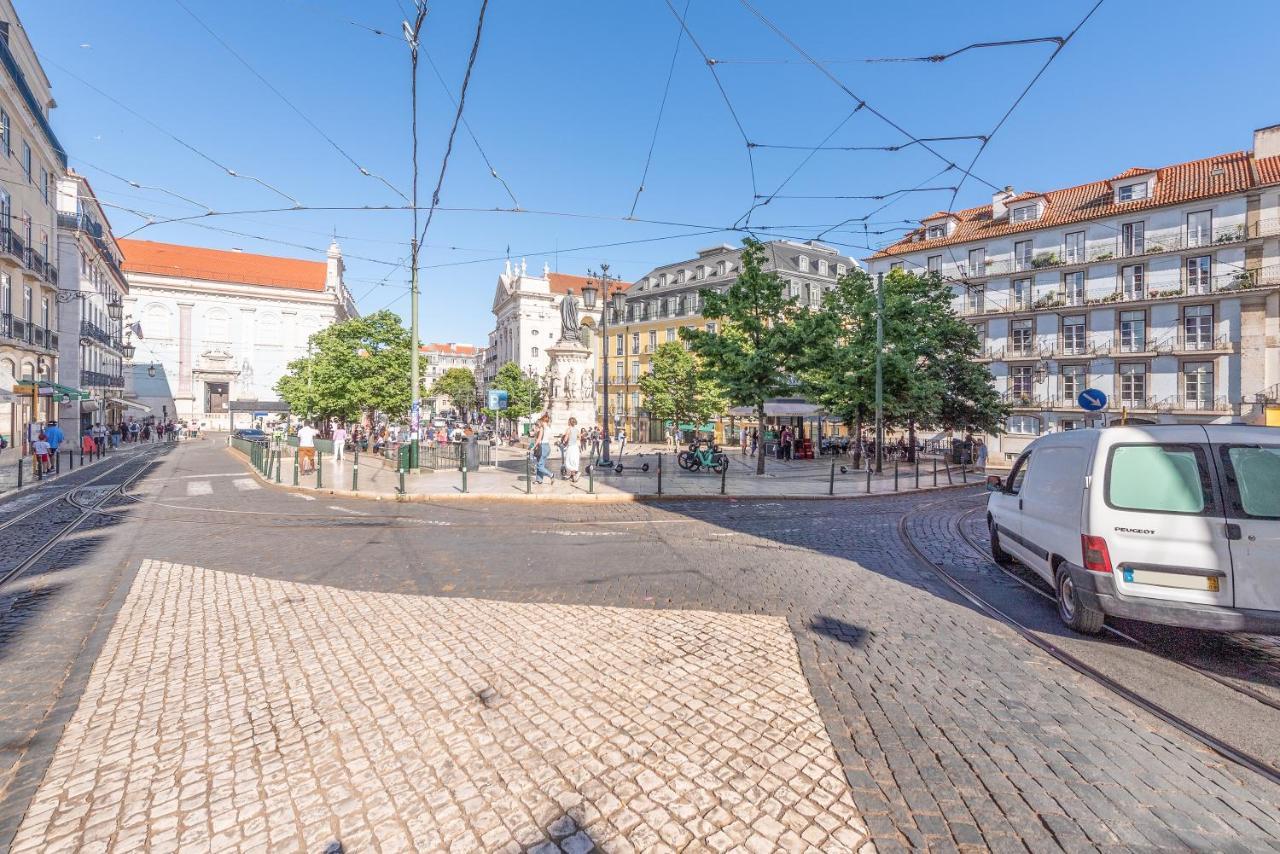 Happy At Chiado Otel Lisboa Dış mekan fotoğraf